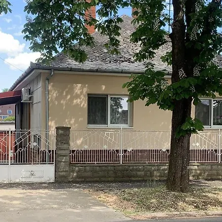 Sylvia House Holiday home